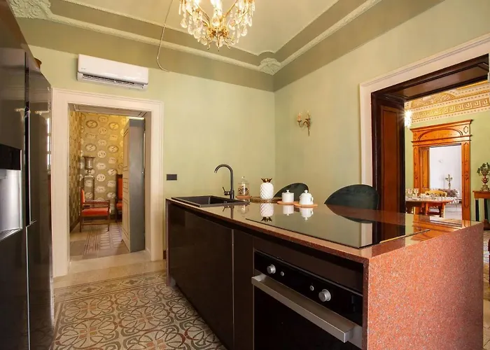 Maison Doree Syracuse